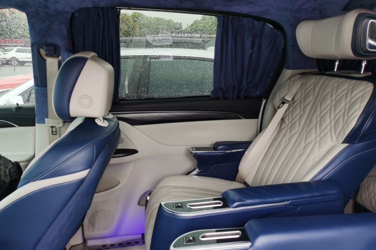 别克GL8 2021款 ES陆尊 653T 舒适型中控内饰7006