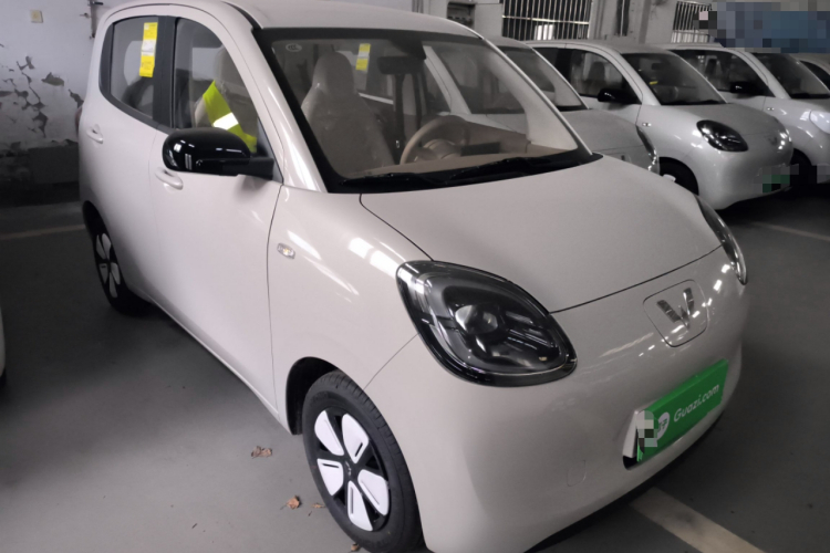 五菱汽车 宏光MINIEV 2025款 四门版 进阶款车身外观3