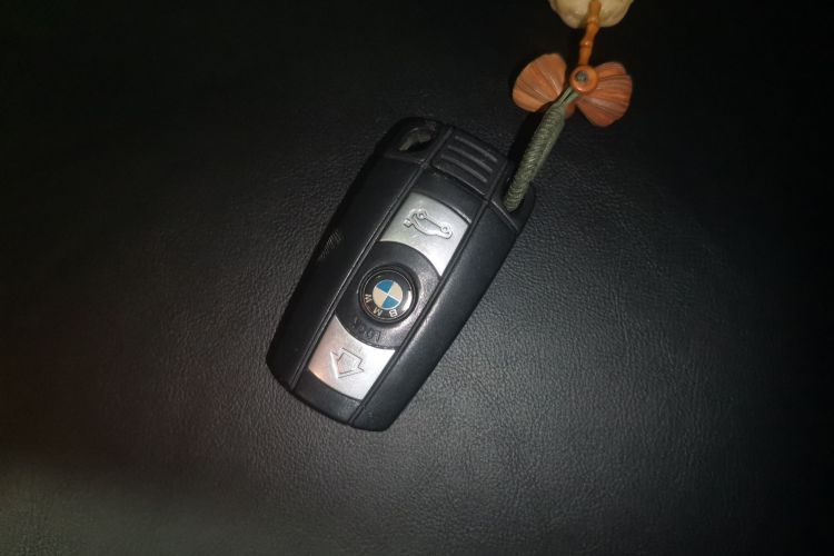 宝马X1 2014款 sDrive18i 领先型中控内饰11