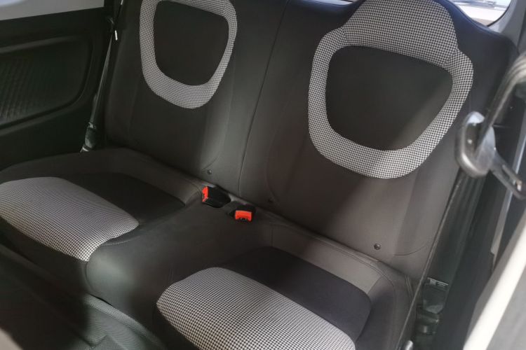 五菱汽车 宏光MINIEV 2024款 第三代 215km 进阶版中控内饰21