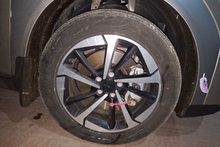 埃安 AION Y 2025款 Plus 510 智享版车身外观10