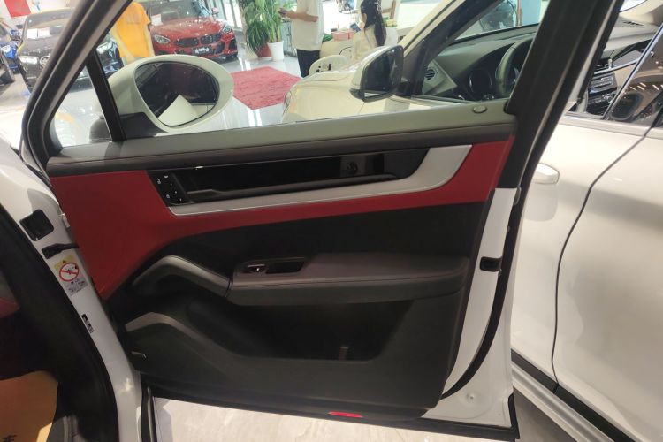 保时捷 Cayenne新能源 2024款 Cayenne Coupé E-Hybrid 2.0T中控内饰42