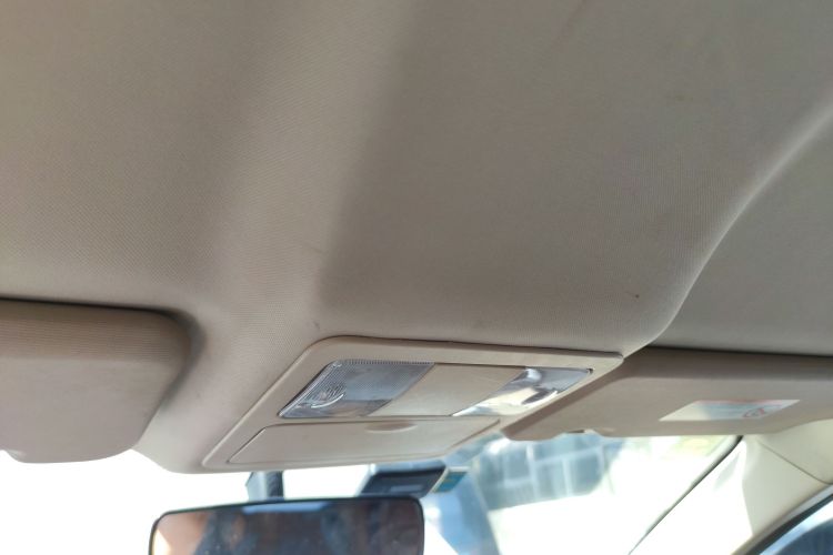 东风风神AX7 2015款 2.0L 自动智悦型中控内饰22