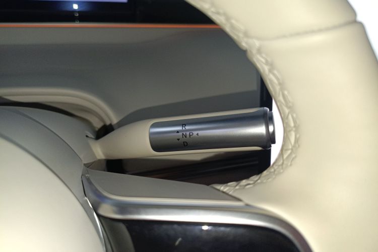 鸿蒙智行 智界R7 2025款 增程 251km Max中控内饰18