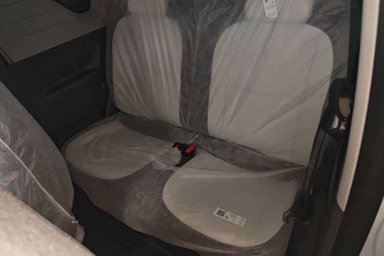 吉利银河 熊猫 2025款 210km 元气熊中控内饰21