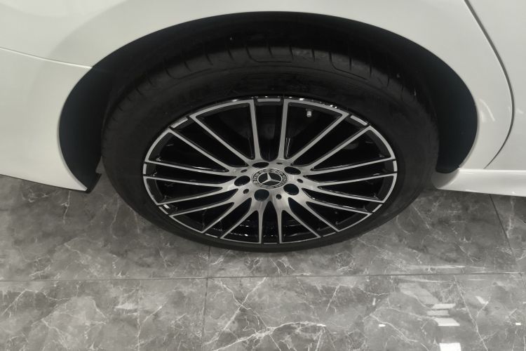 奔驰C级 2025款 C 260 L 运动版车身外观6008