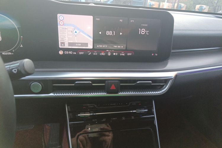 起亚K5 2020款 270T CVVD 豪华科技版中控内饰16