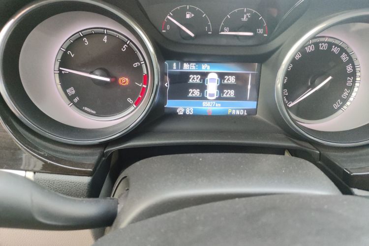 别克 威朗 2018款 三厢 15S 自动领先型中控内饰15