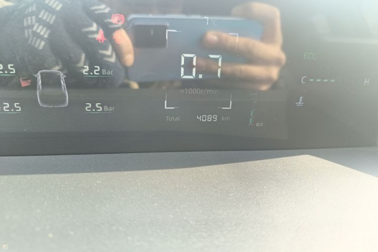 长安 逸动 2025款 蓝鲸 1.5T 500Bar尊贵型中控内饰15