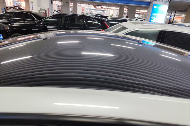 特斯拉 Model Y 2025款 后轮驱动 首发版局部细节57