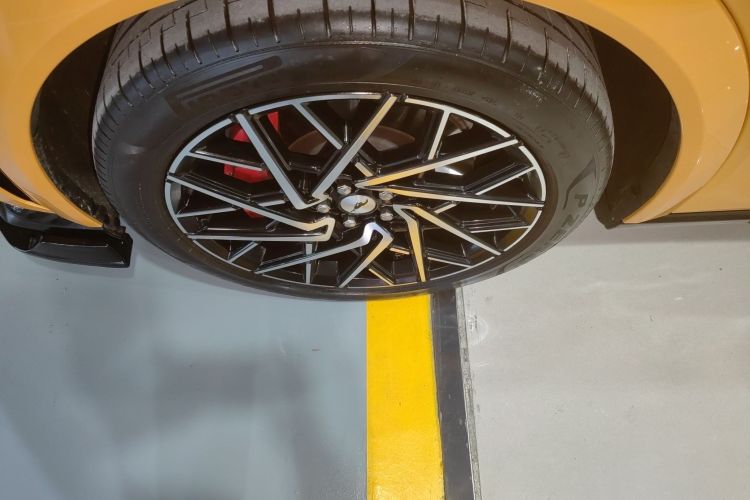 福特电马 2024款 GT风暴版车身外观6007