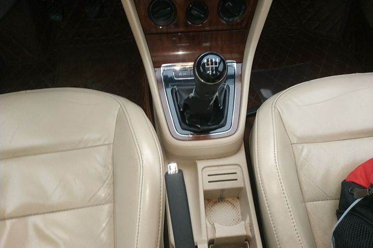 大众 朗逸 2013款 1.4TSI 手动舒适版中控内饰18