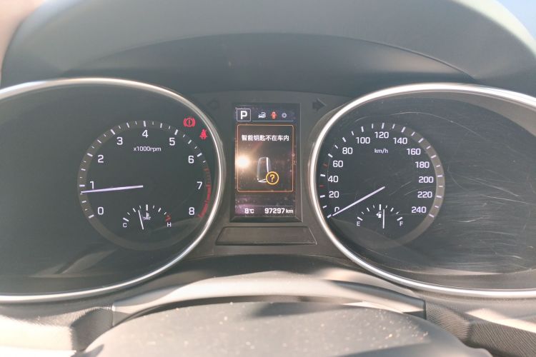 现代 胜达 2017款 2.0T 自动四驱智能型 7座中控内饰14