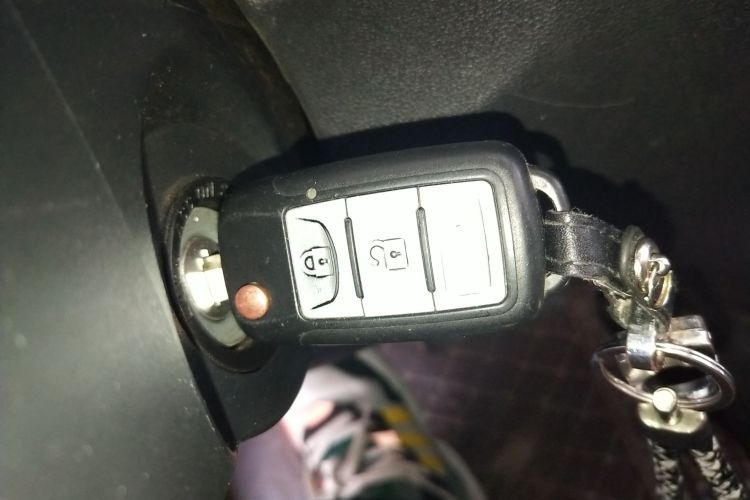 东风风光 风光330 2019款 1.5L手动实用型II 国VI中控内饰11