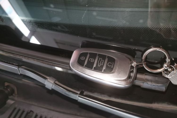 红旗H5 2022款 经典款 改款 1.5T DCT旗韵版中控内饰11