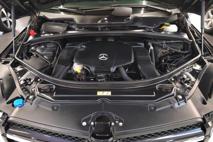 奔驰R级 2017款 R 320 4MATIC 豪华型臻藏版机舱底盘24