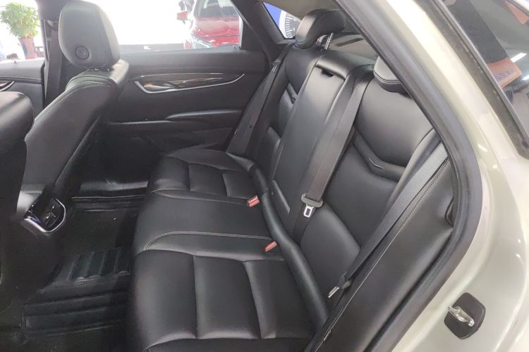 凯迪拉克XTS 2018款 28T 技术型中控内饰21