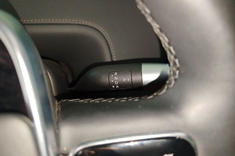 理想汽车 理想L9 2024款 Ultra中控内饰18