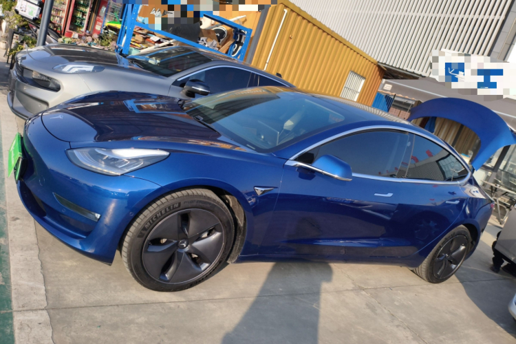 特斯拉 Model 3(进口) 2019款 长续航后驱版车身外观4