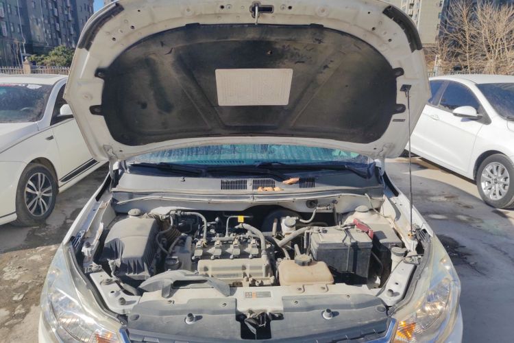 雪佛兰 2018款 赛欧3 1.3L 手动舒适天窗版机舱底盘24