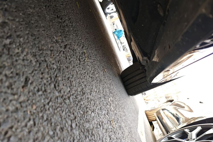 宝马5系 2024款 530Li 领先型 M运动套装局部细节9002