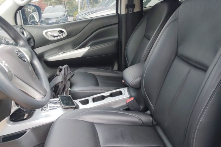 日产 途达 2020款 2.5L XL Upper 4WD 自动四驱豪华版局部细节19