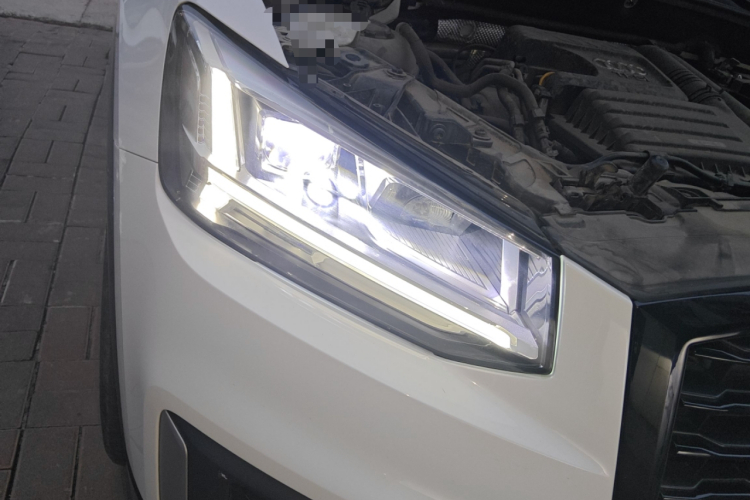 奥迪Q2L 2020款 35 TFSI 进取动感型车身外观8