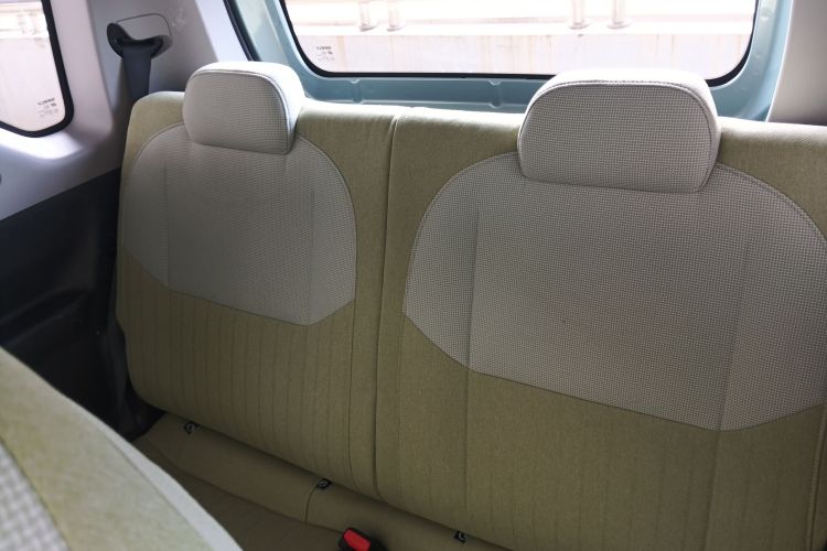 吉利银河 2023款 熊猫mini 200km 耐力熊中控内饰21