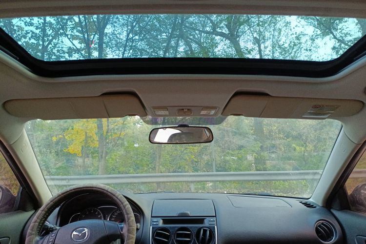 马自达6 2012款 2.0L 自动时尚型中控内饰22