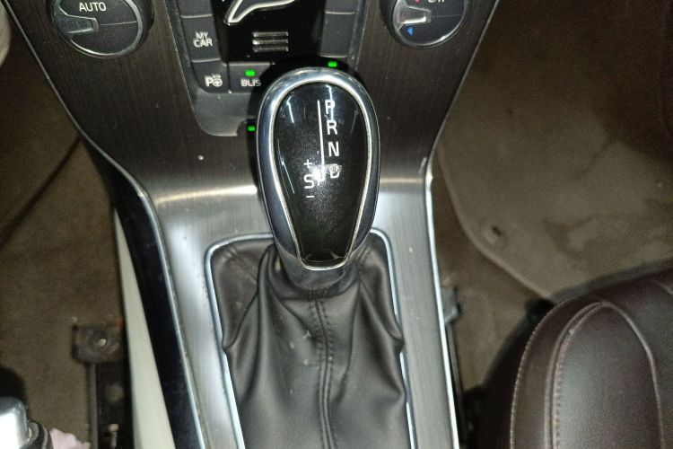 沃尔沃V40 2015款 1.6T 智雅版局部细节18