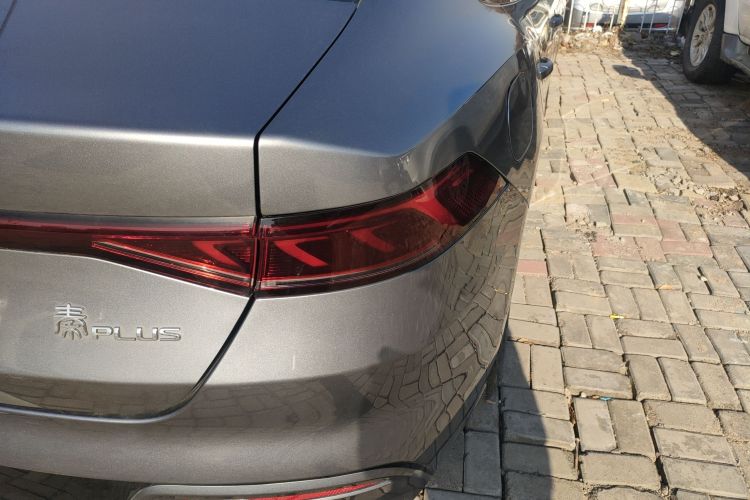 比亚迪 秦PLUS 2021款 EV 500KM 豪华型车身外观9