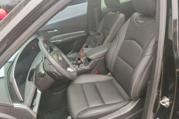 凯迪拉克XT4 2024款 28T 两驱豪华型局部细节19