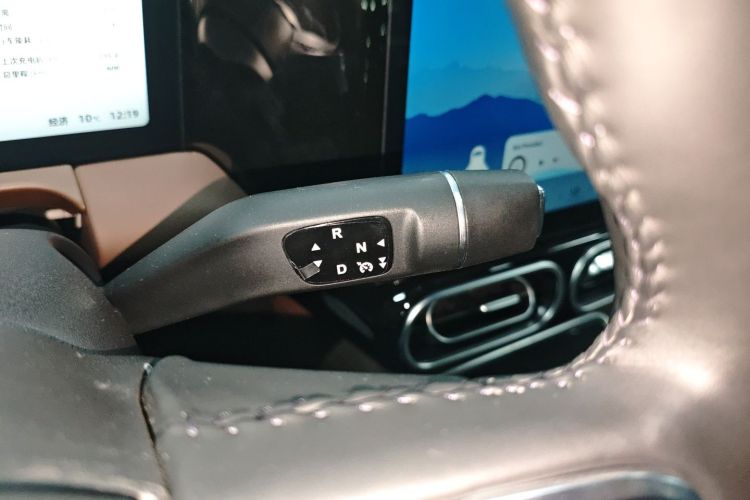 零跑汽车 零跑C01 2023款 606舒享版中控内饰18