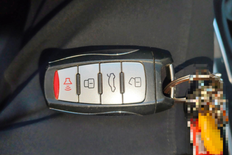 哈弗H6 2019款 运动版 1.5T 手动两驱精英型 国VI中控内饰11