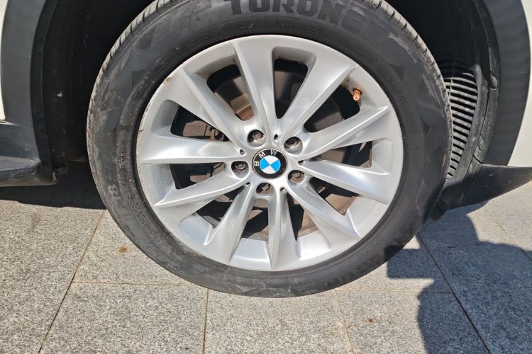 宝马X3(进口) 2013款 改款 xDrive20i 豪华型车身外观6007