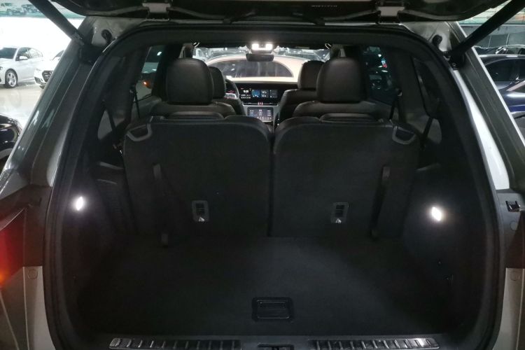 理想汽车 理想ONE 2020款 增程6座版局部细节23