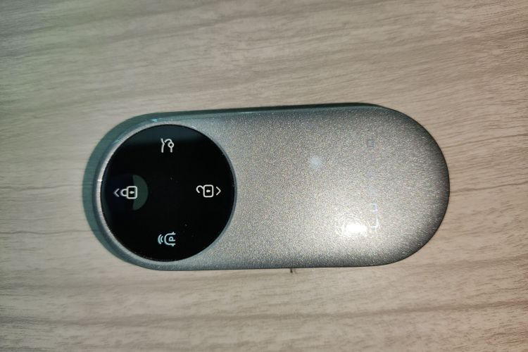 鸿蒙智行 智界S7 2025款 785km Ultra中控内饰7001