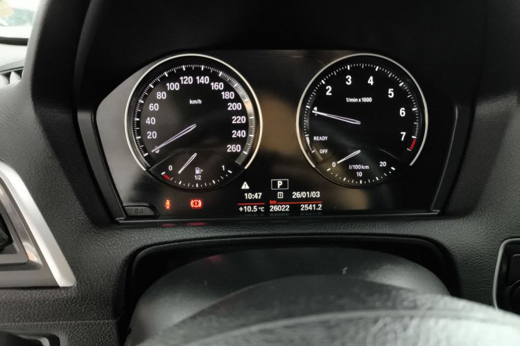 宝马1系(进口) 2018款 118i 运动设计套装局部细节14