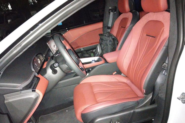 极氪007GT 2025款 后驱智驾版 75kWh中控内饰19