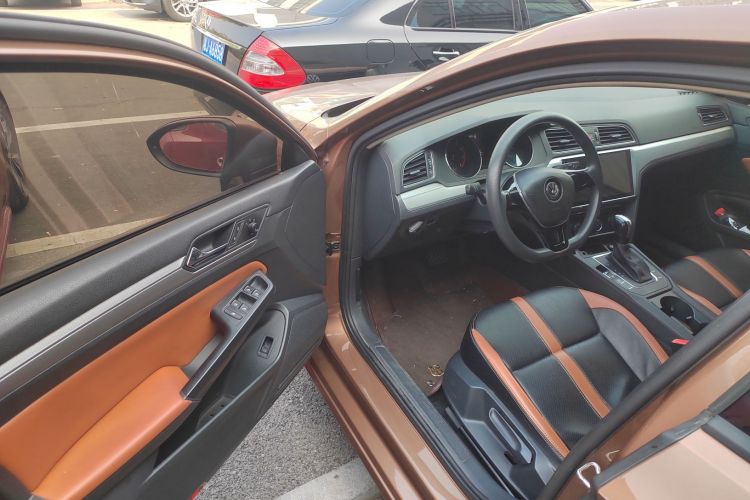 大众 凌渡 2017款 230TSI DSG风尚版中控内饰20