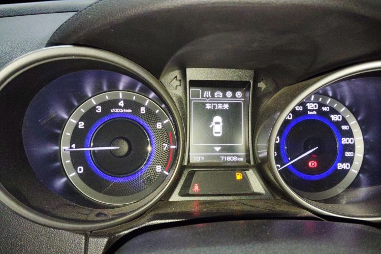 长安CS35 2017款 1.6L 手动豪华型局部细节14