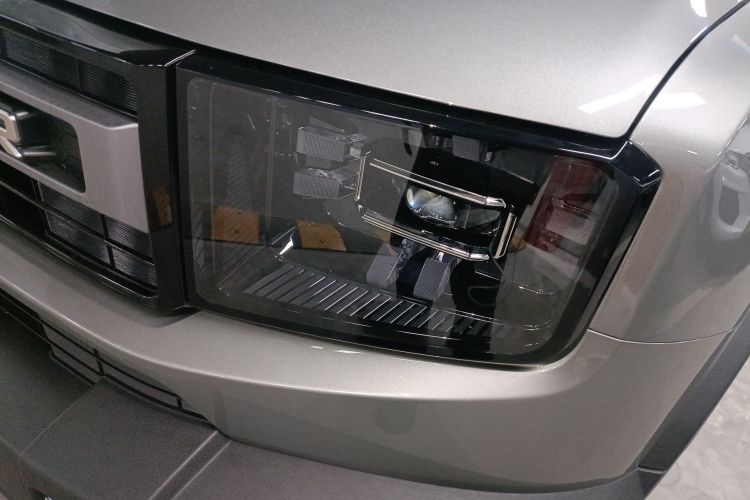 捷途自由者 2025款 1.5TD DCT 探索局部细节36