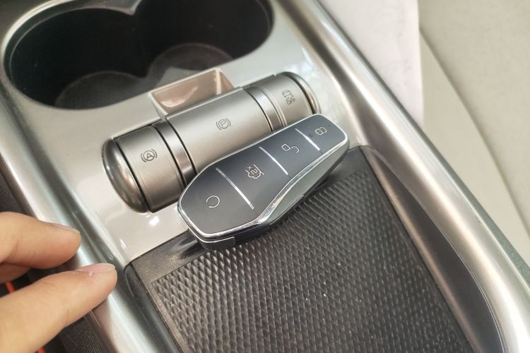 比亚迪 海豚 2021款 405km 自由版中控内饰7001