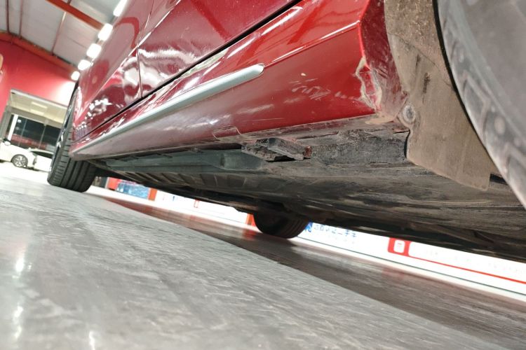 奔驰C级 2021款 C 260 L 运动星耀臻藏版局部细节9002