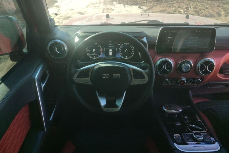 北京BJ40 2020款 2.0T 自动四驱致敬2020版侠客型中控内饰13