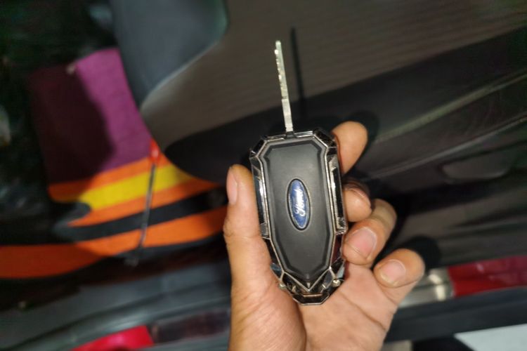 福特 福克斯 2012款 两厢 1.6L 自动风尚型中控内饰7001