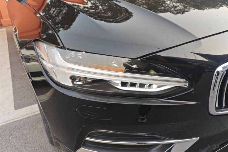 沃尔沃S90 2019款 T5 智远版车身外观6006