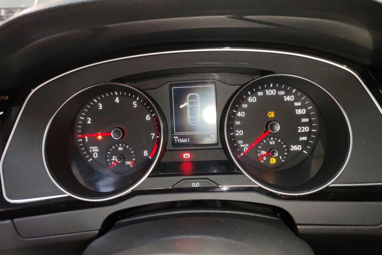 大众 迈腾 2017款 330TSI DSG 豪华型中控内饰14