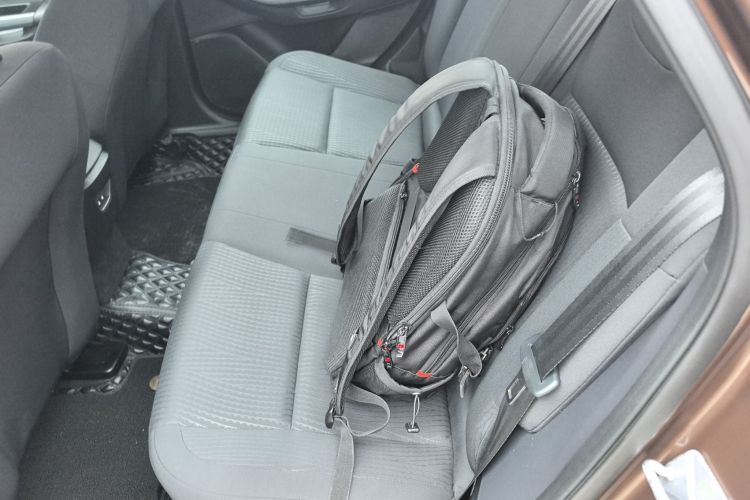 福特 福睿斯 2019款 改款 1.5L 手动质享型（胎压监测） 国VI中控内饰7004