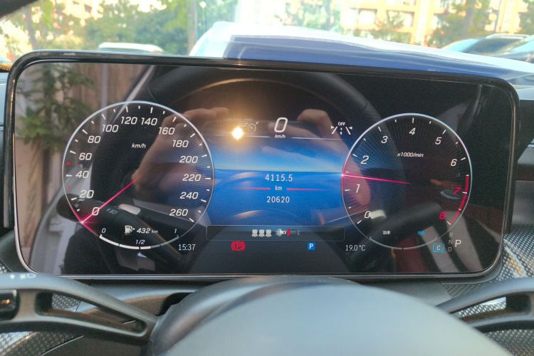 奔驰C级 2024款 改款 C 260 L 运动版局部细节14